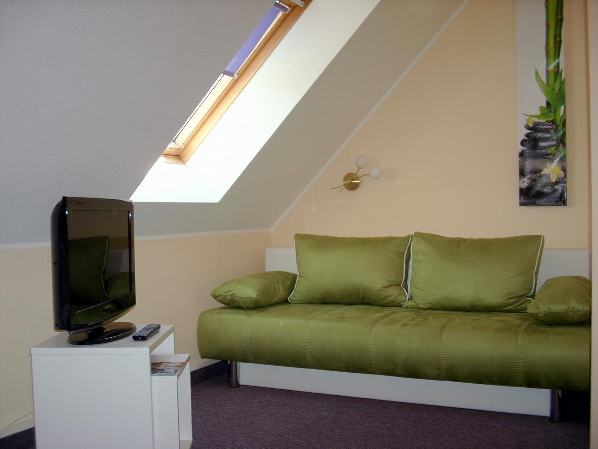 Elegant-Hotel "Zur Burg" Posterstein 客房 照片